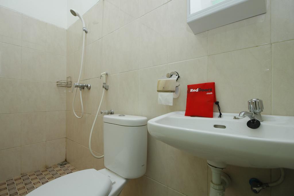 Reddoorz Plus Near Plaza Indonesia Cakarta Dış mekan fotoğraf