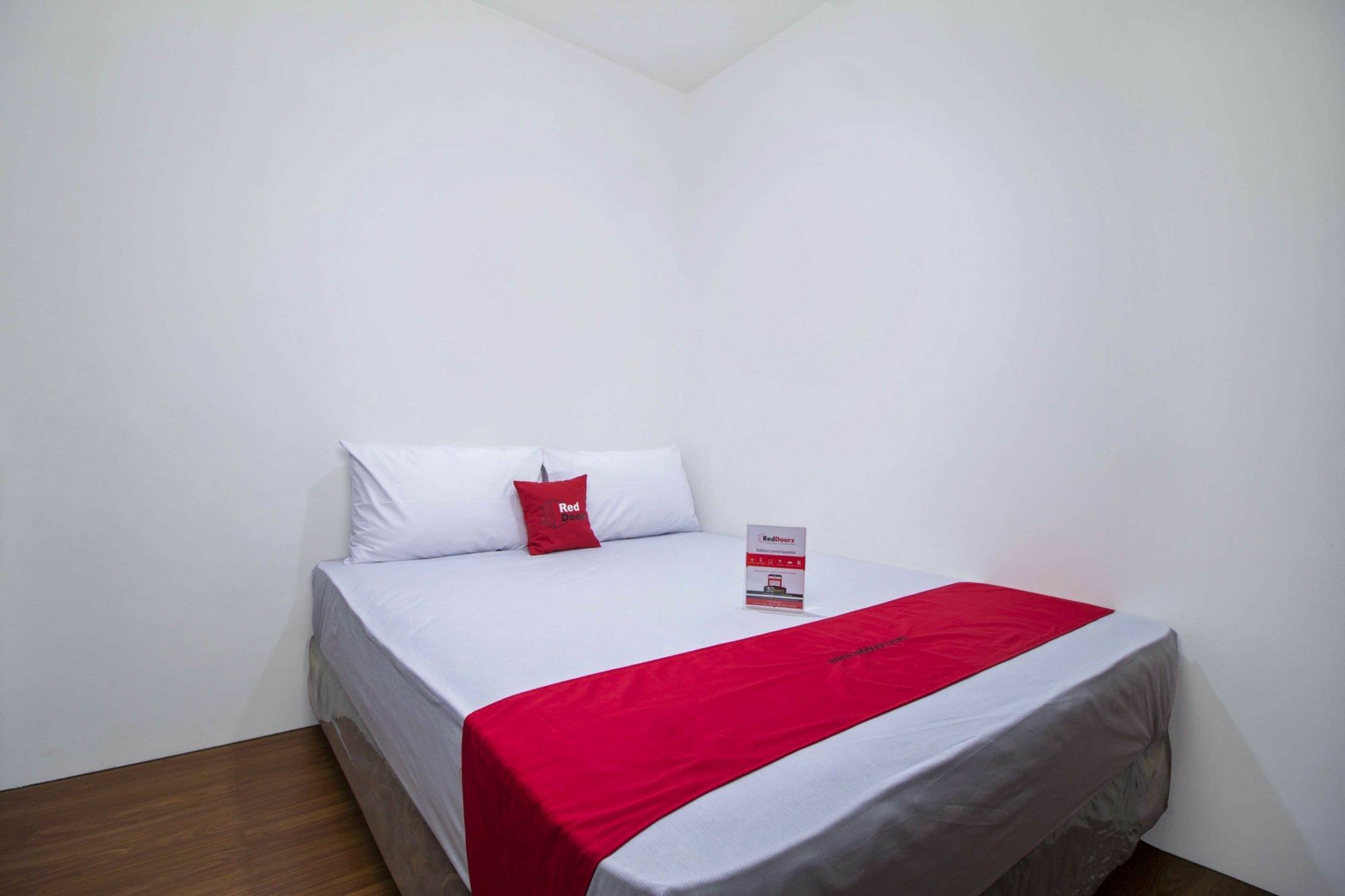 Reddoorz Plus Near Plaza Indonesia Cakarta Dış mekan fotoğraf