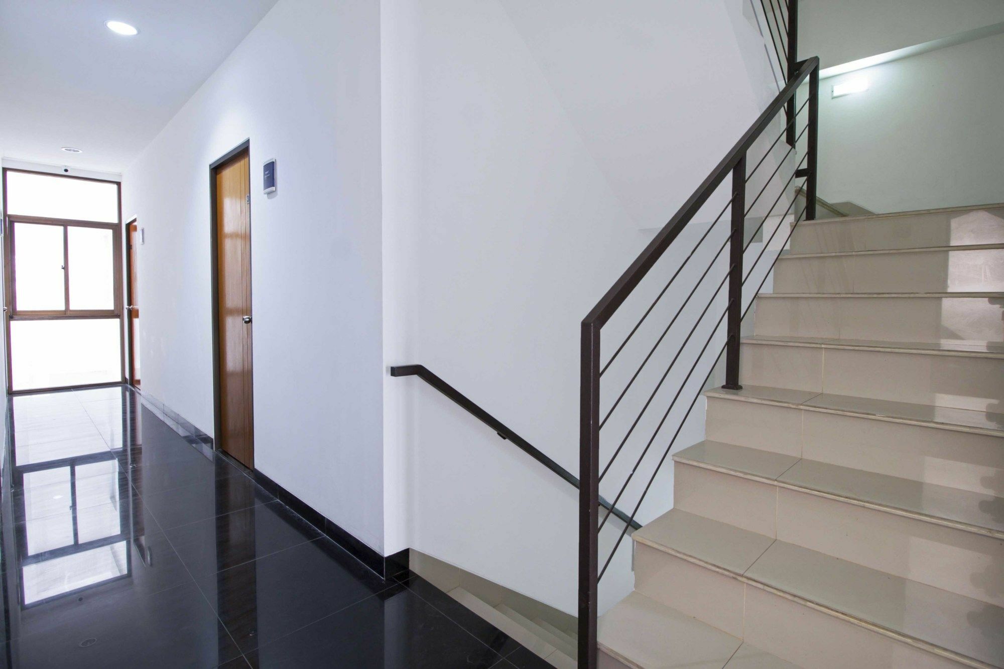 Reddoorz Plus Near Plaza Indonesia Cakarta Dış mekan fotoğraf