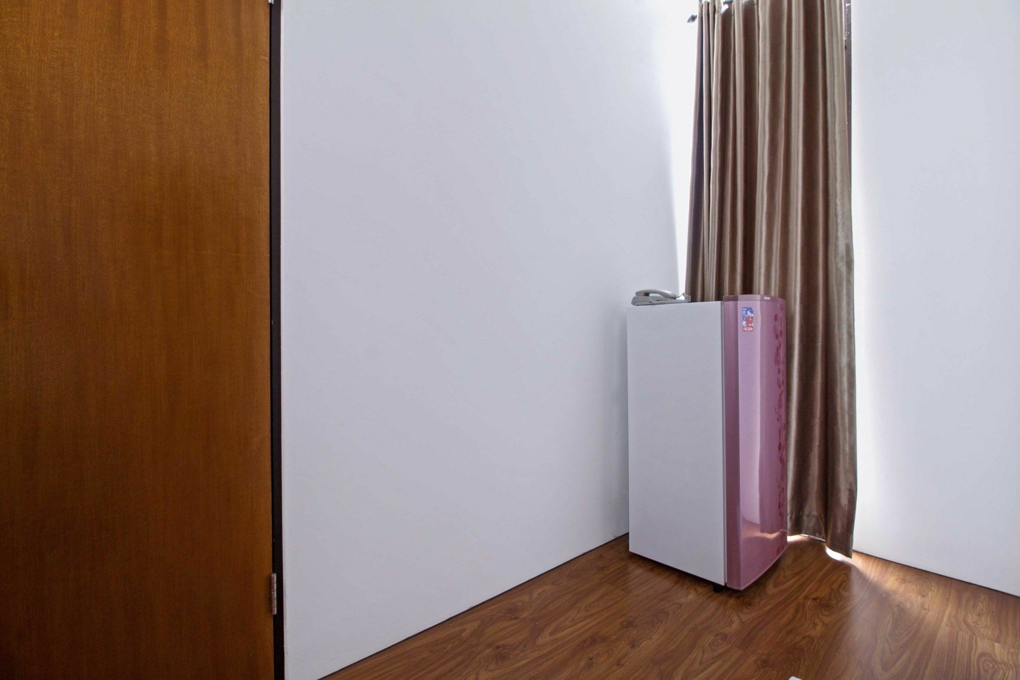 Reddoorz Plus Near Plaza Indonesia Cakarta Dış mekan fotoğraf